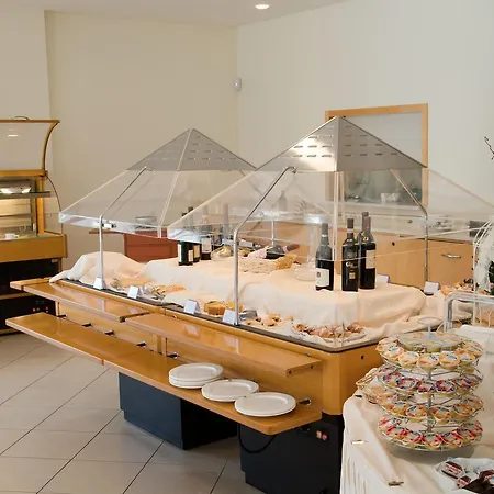 Almaluna & Hotel Alba Adriatica