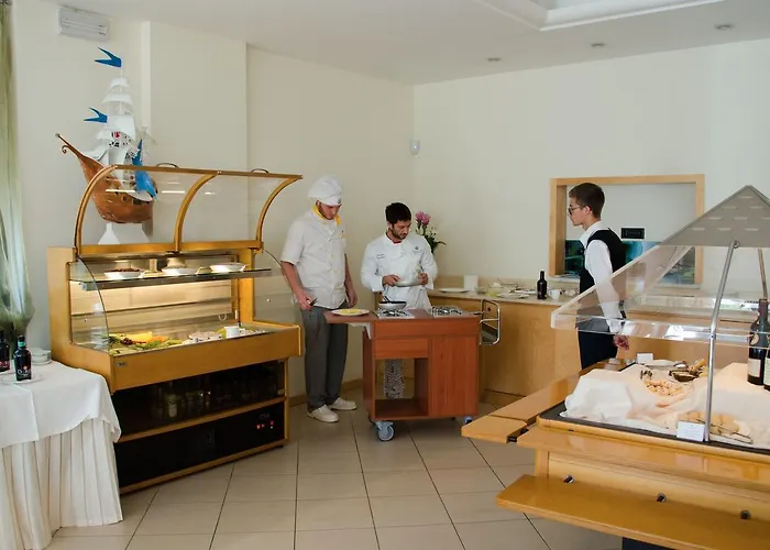 Almaluna & 3* Alba Adriatica