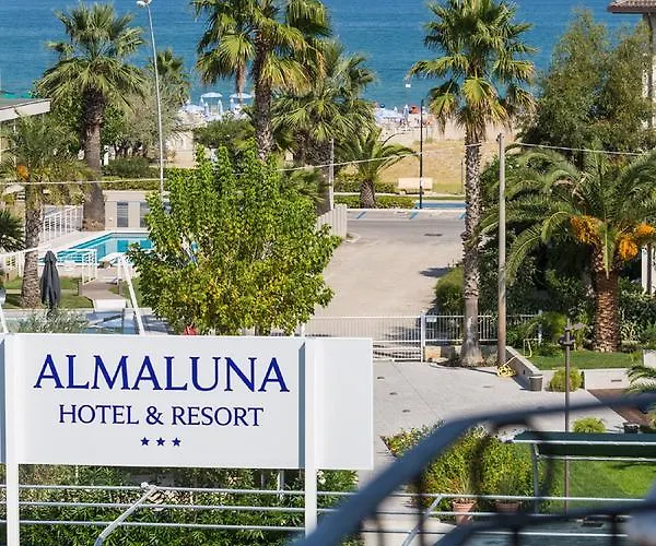 Hotel Almaluna & Alba Adriatica