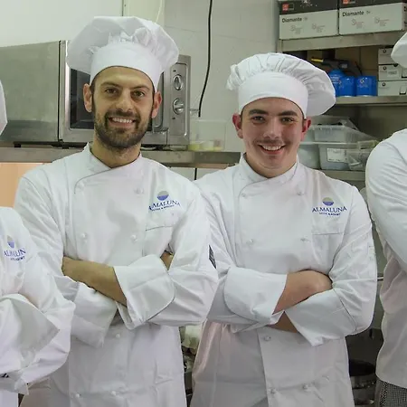 Hotel Almaluna & Alba Adriatica