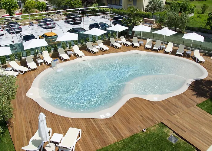 Almaluna & 3* אלבה אדריאטיקה