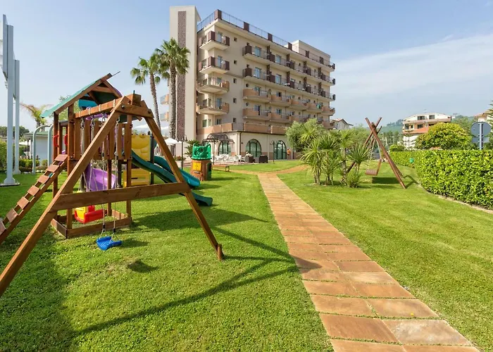 Hotel Almaluna & Alba Adriatica